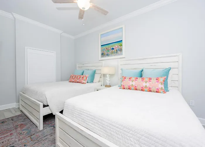 Phoenix Gulf Towers 2605 Apartment *